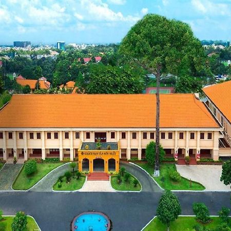 Tan Son Nhat Saigon Hotel Хошимін Екстер'єр фото