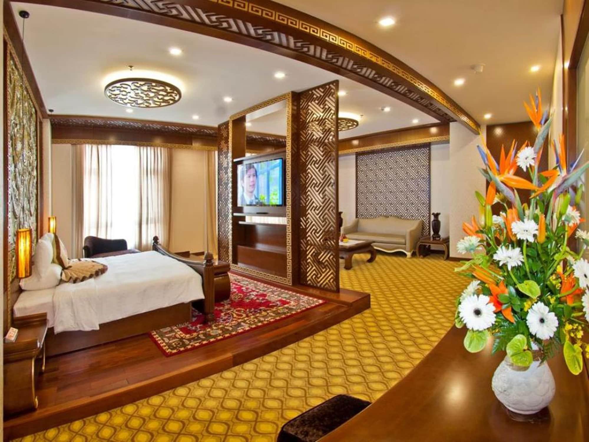 Tan Son Nhat Saigon Hotel Хошимін Екстер'єр фото