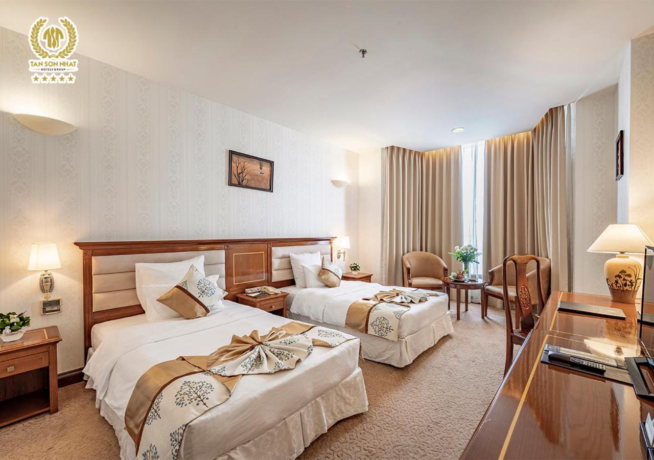 Tan Son Nhat Saigon Hotel Хошимін Екстер'єр фото