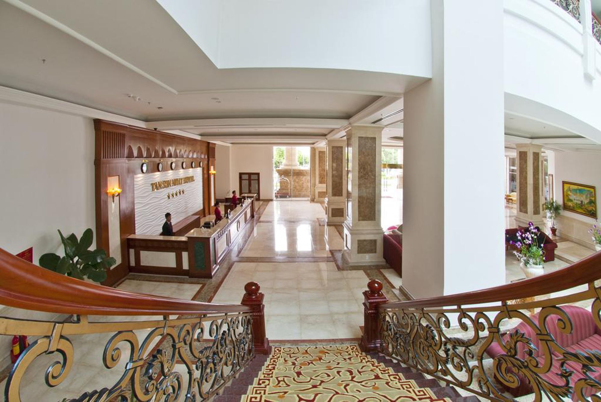 Tan Son Nhat Saigon Hotel Хошимін Екстер'єр фото