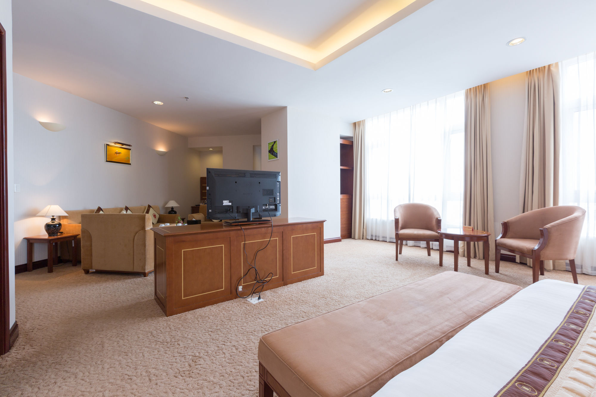 Tan Son Nhat Saigon Hotel Хошимін Екстер'єр фото